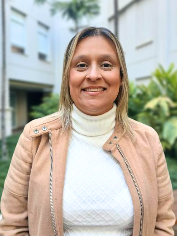 Débora Candido - retangular