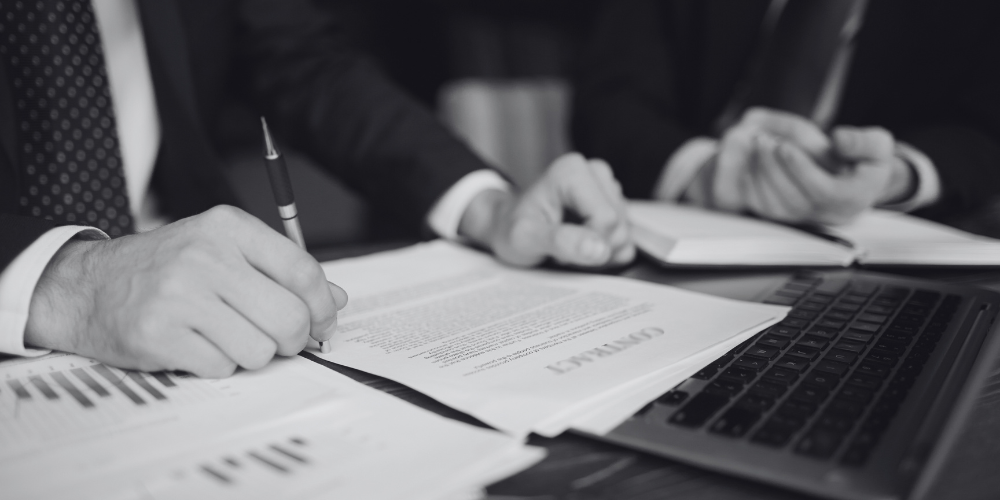 Foto Atualizações Normativas de Compliance | Setembro